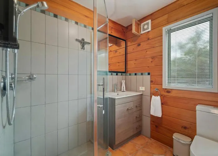 Apartment Cedar View - Close To Skyline & Zorb With Pool